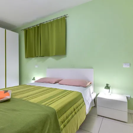 Casa Costanza Apartment *